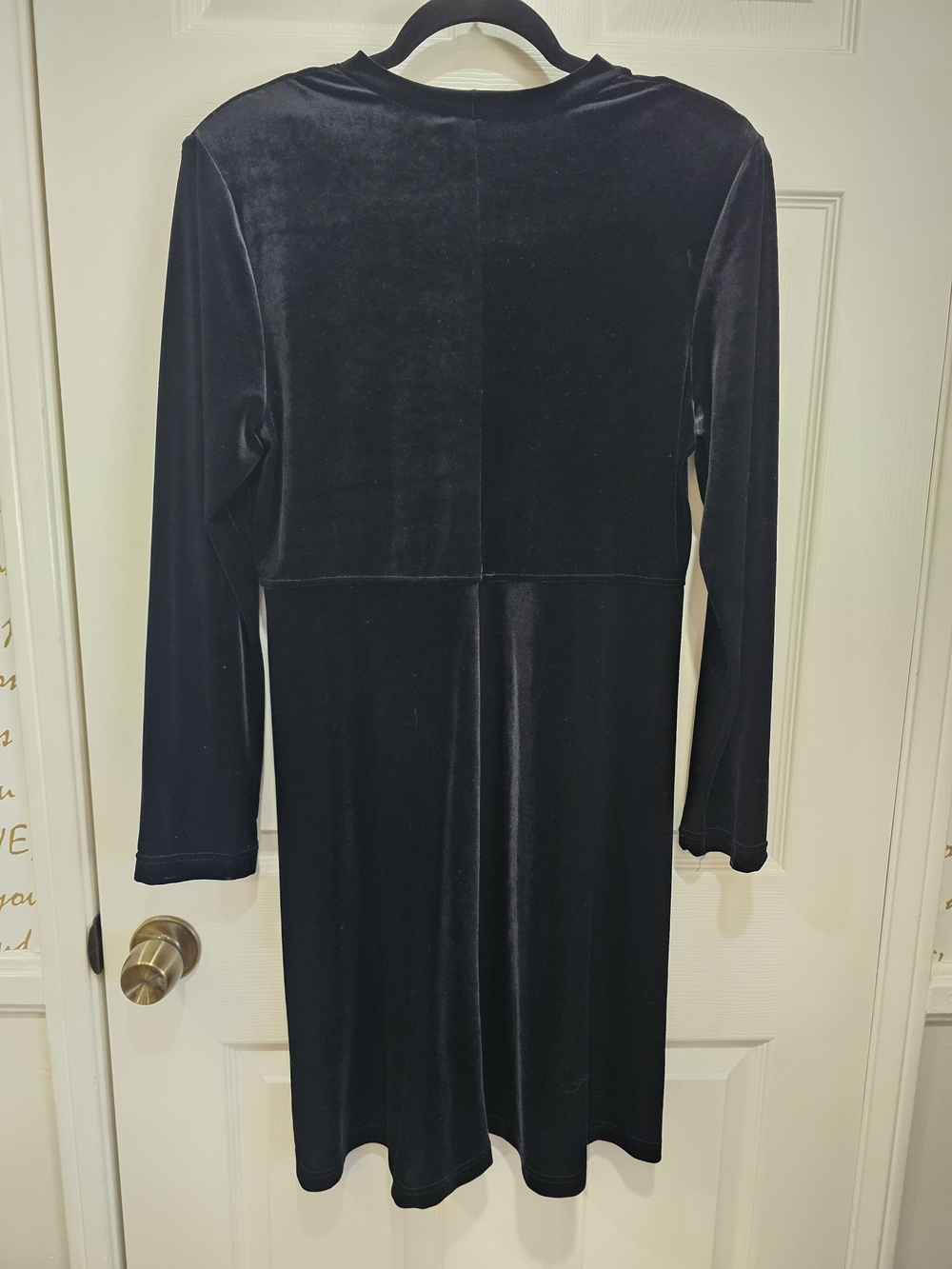 Amanda Smith Black Velvet Long-Sleeve Dress with White Collar - Picture 11 of 12